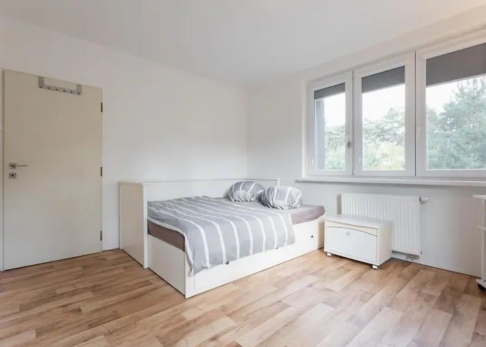 Villa Lhota *
