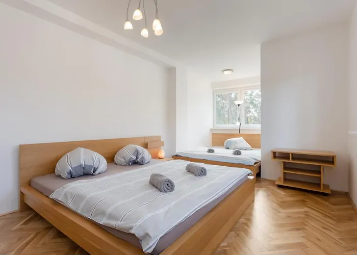 Villa Lhota
